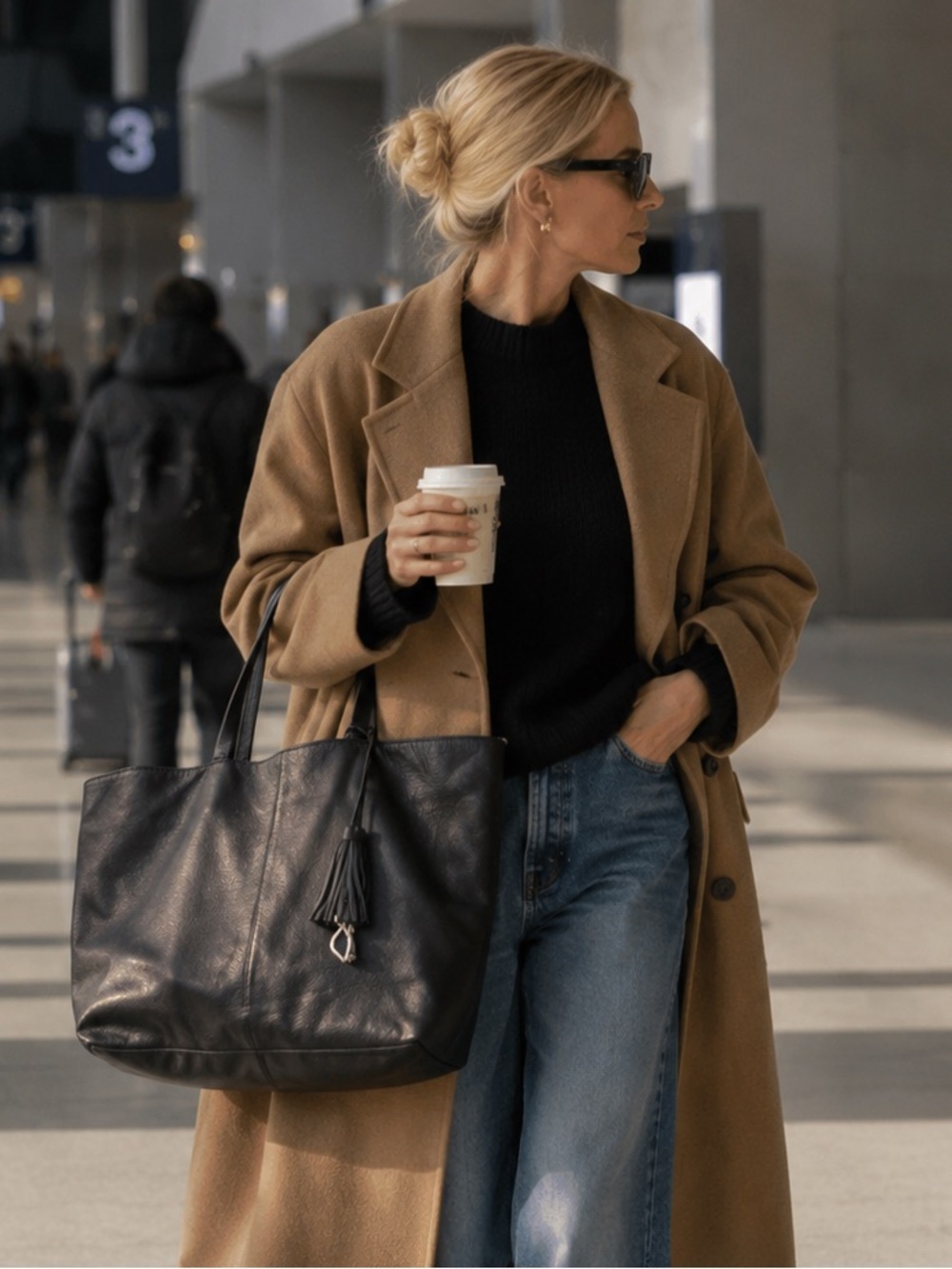 Carpisa Black Leather Oversized Tote Bag Tassel Detail